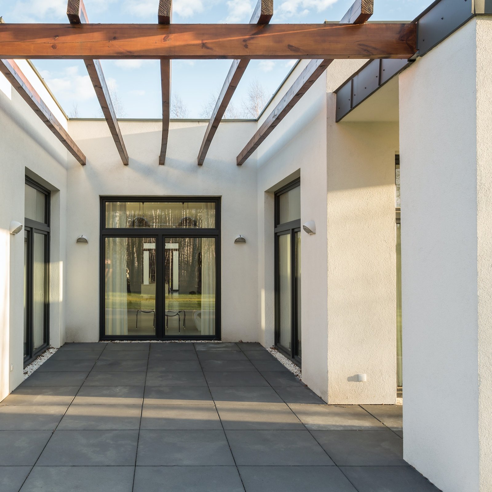 Modern outdoor patio with pergola